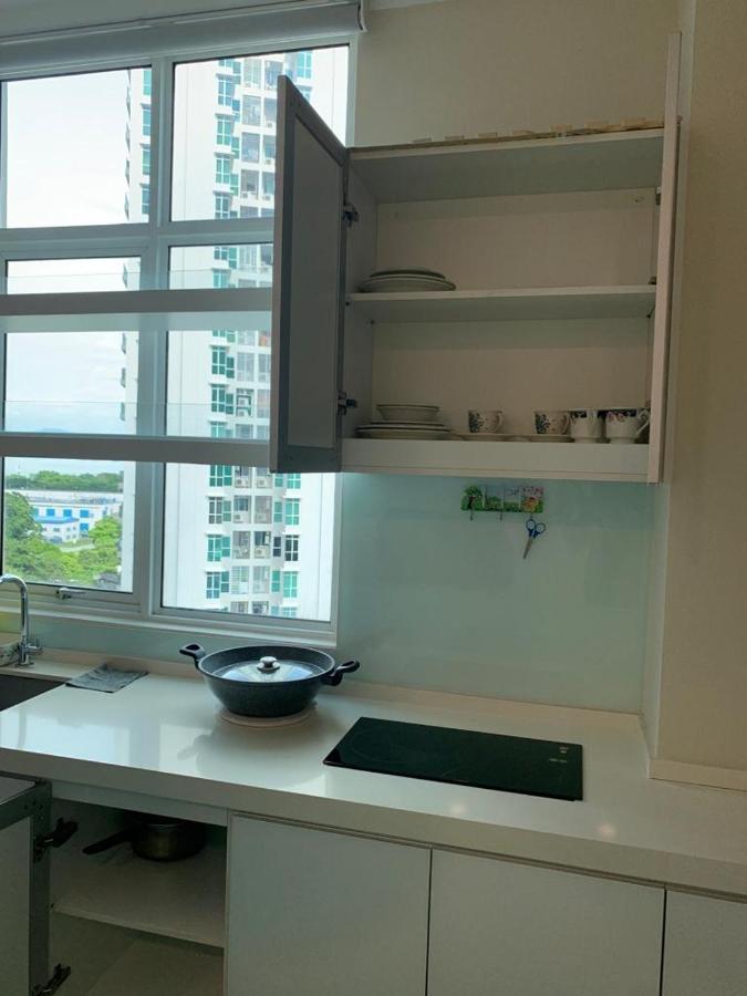 Straits Garden Suites By Yen'S Sojourn George Town Ngoại thất bức ảnh